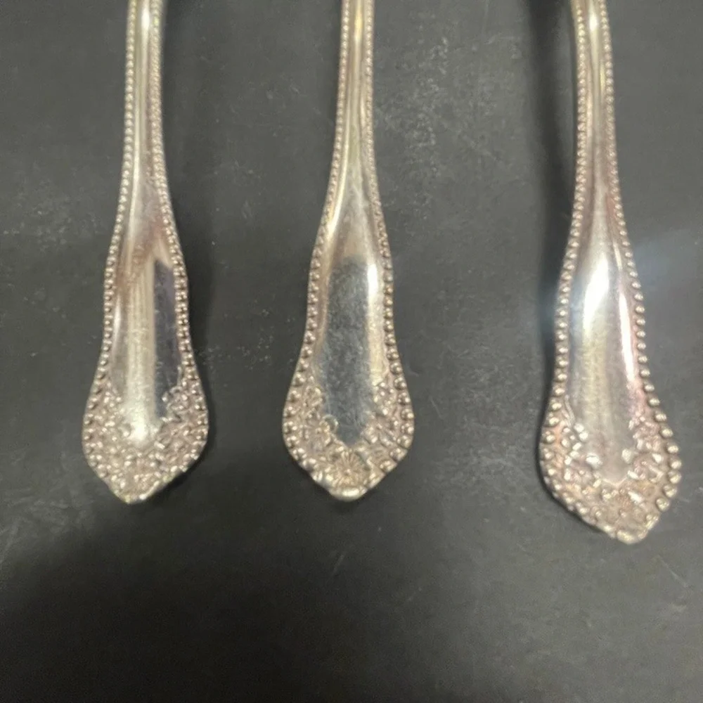 Wm Rogers & Son AA Silverplate 3 Teaspoons Vintage Ornate Floral Beaded ES10‎